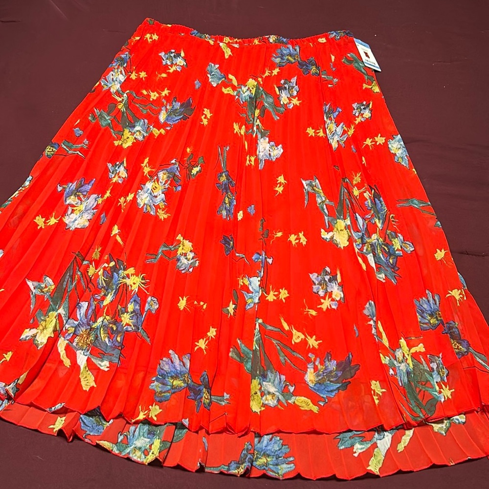 Vince Camuto Floral Pleated Skirt